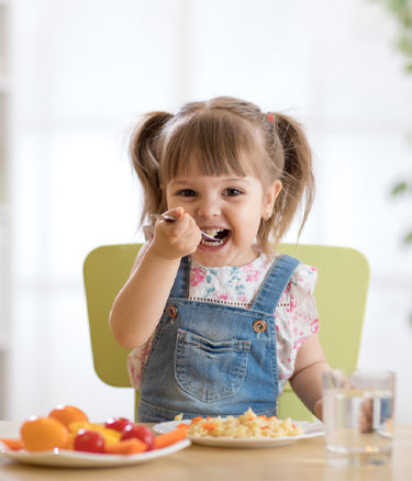 Encouraging Healthy Eating Habits in Toddlers: A Comprehensive Guide for Parents