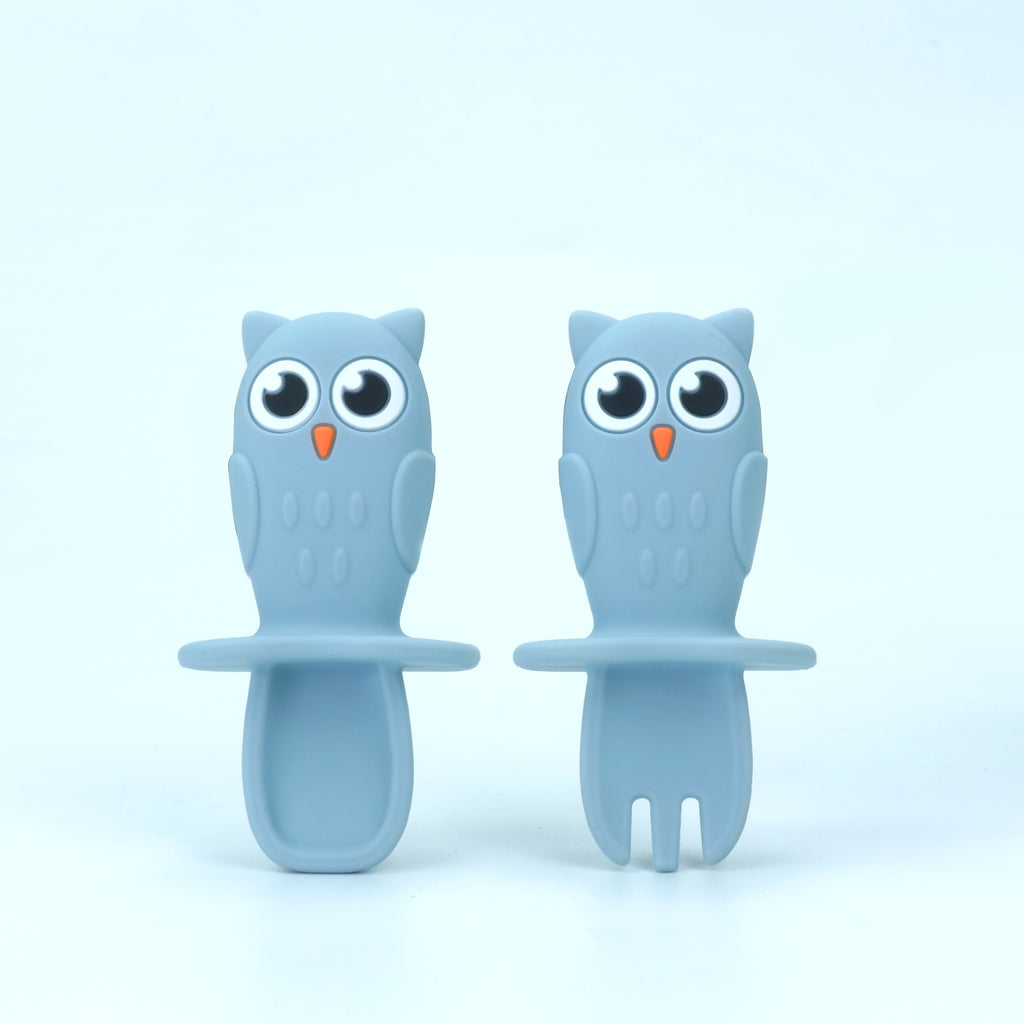 a spoon and fork set